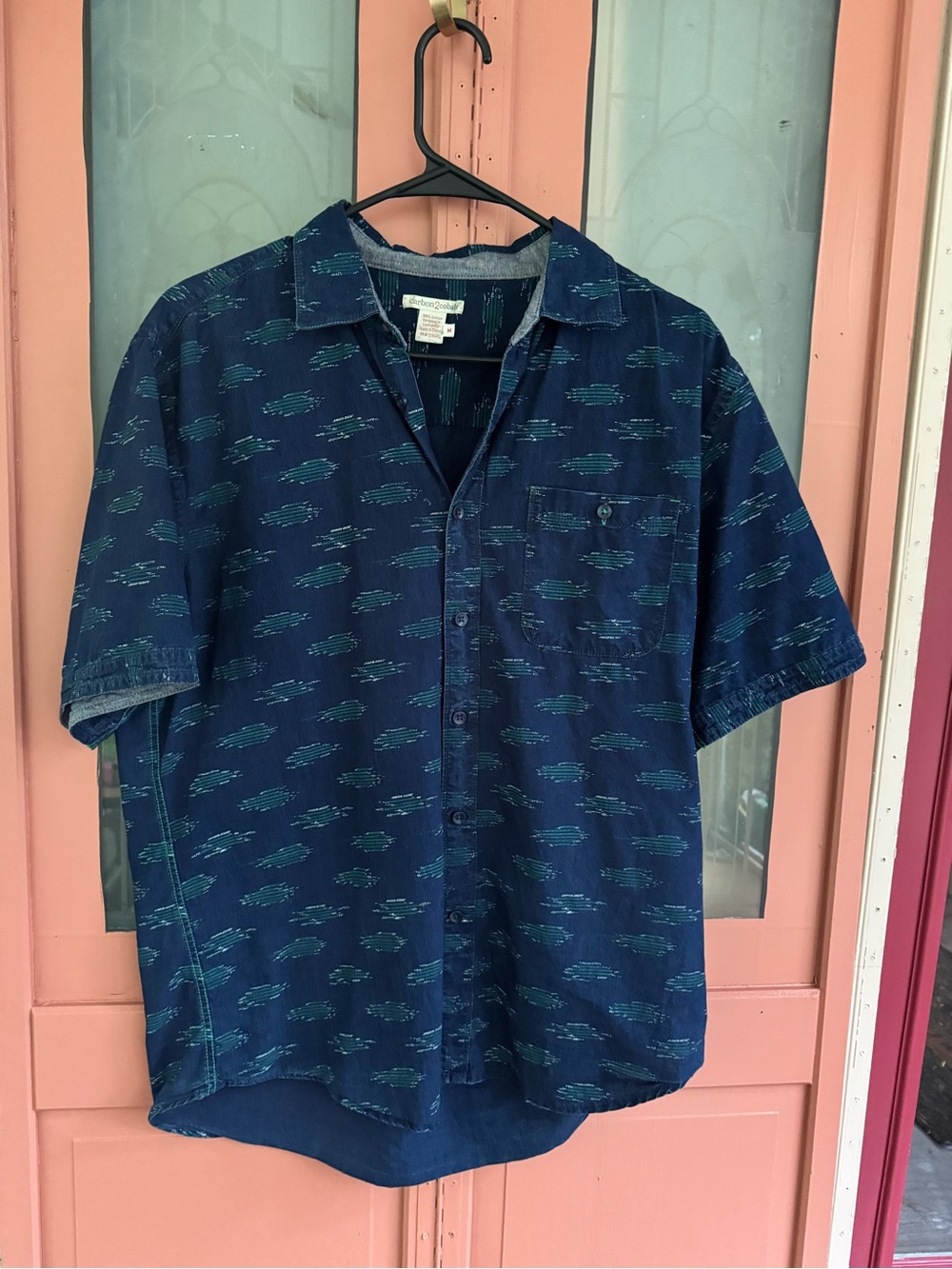 Short-Sleeve Button-Down Shirt by Quiksilver in Navy with Teal Pattern